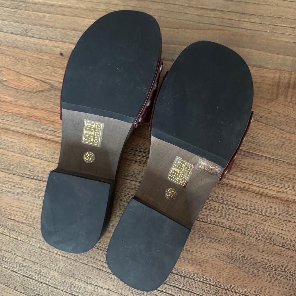 Bibi Lou (Anthropologie) Wood-Bottom Slides - Size 37 - Picture 4 of 6